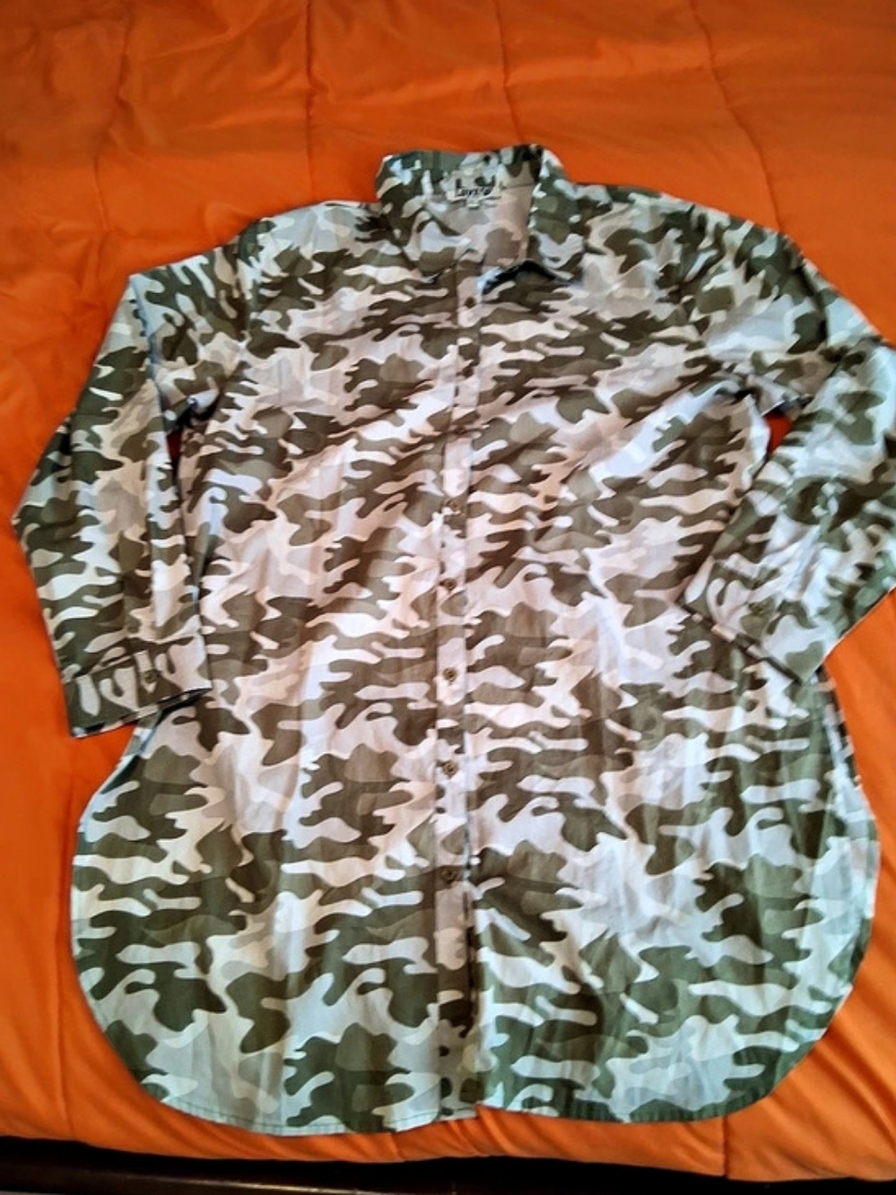 LOVE83 2XL Green Gray White Camouflage Long Sleeve Point Collar Button-Up - Picture 2 of 6